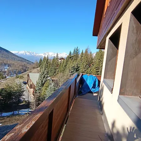 Apartment 4 Ch. Pour 9 Pers. A Avec Balcon Face Aux Pistes - Fr-1-445-219