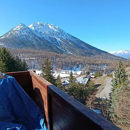 Apartment 4 Ch. Pour 9 Pers. A Avec Balcon Face Aux Pistes - Fr-1-445-219 *